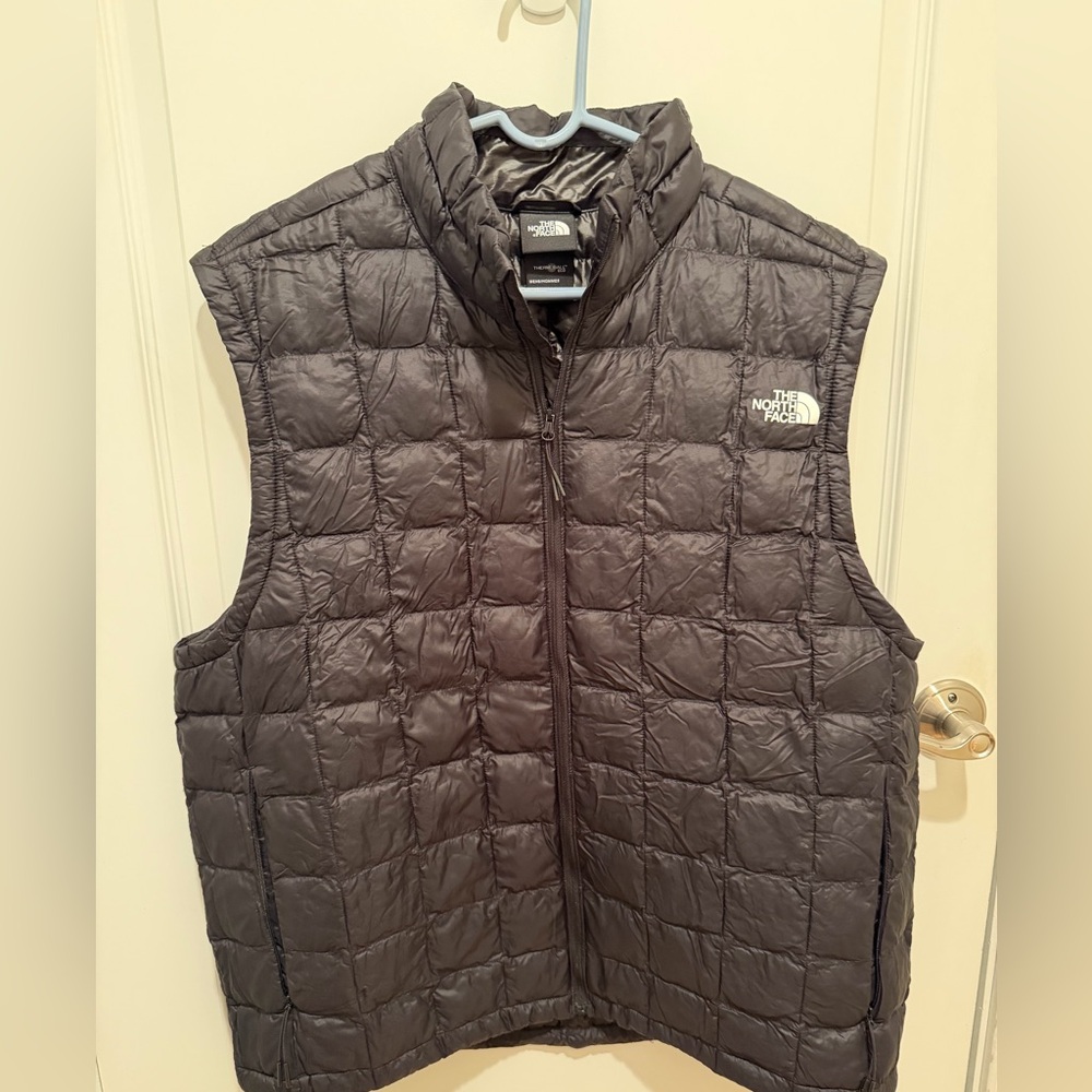 Never Worn The North Face Black Quilted Vest